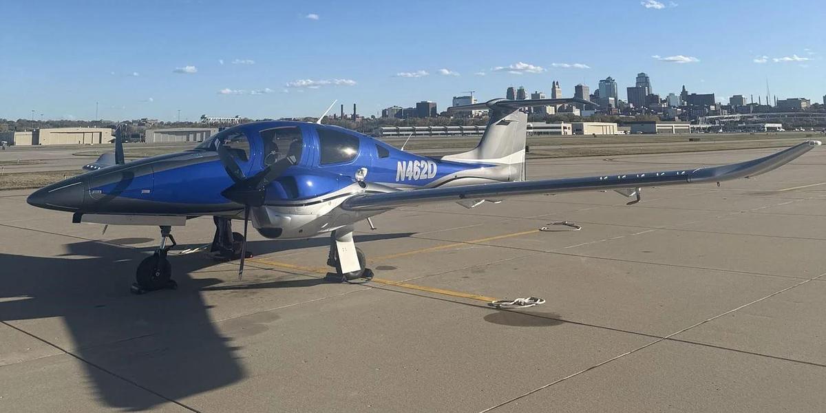 Used 2022 Diamond DA62