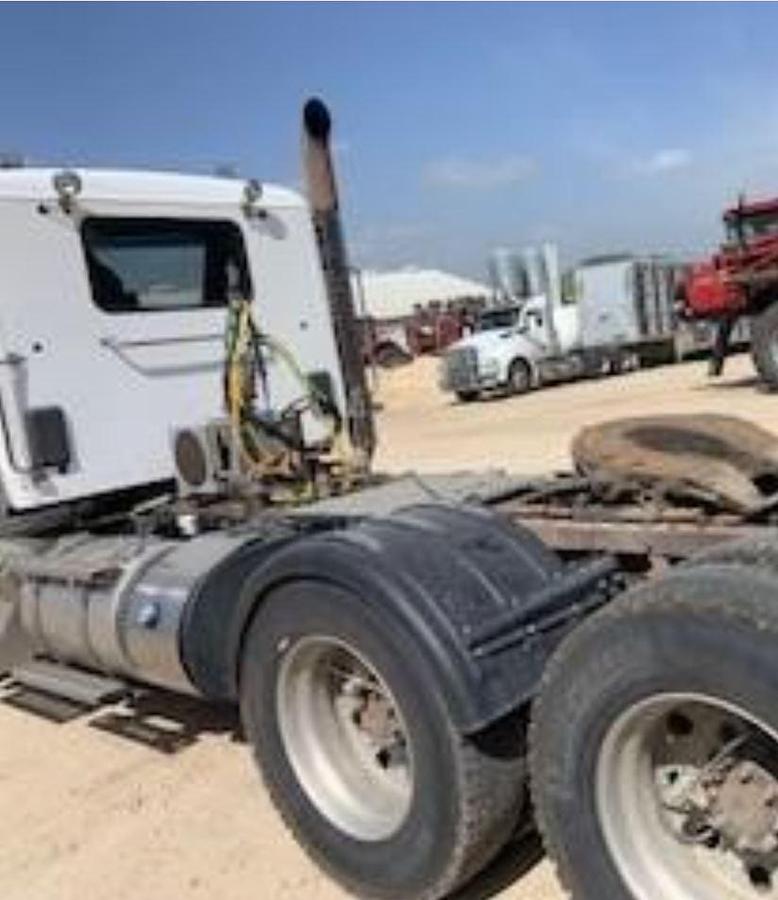Used 2018 Kenworth T880