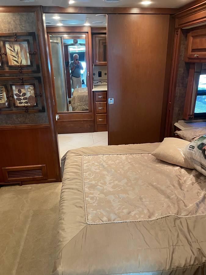 Used 2011 Tiffin Phaeton 40QBT