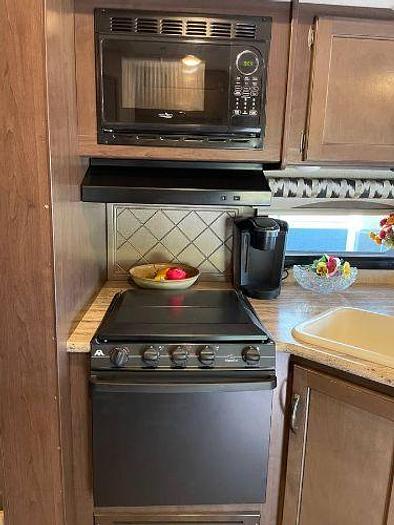 Used 2017 Thor Motor Coach A.C.E.