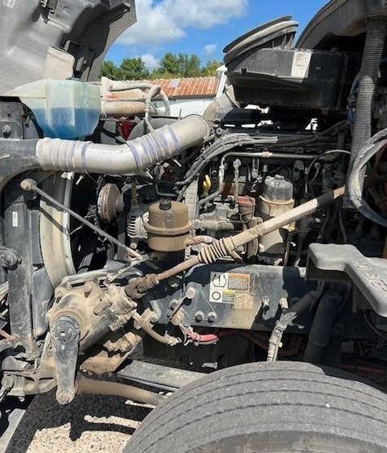 Used 2020 KENWORTH T680 Conventional Sleeper Semi