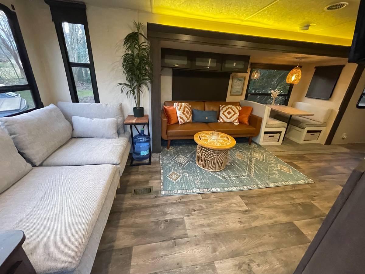 Used 2018 Forest River Salem Travel Trailer