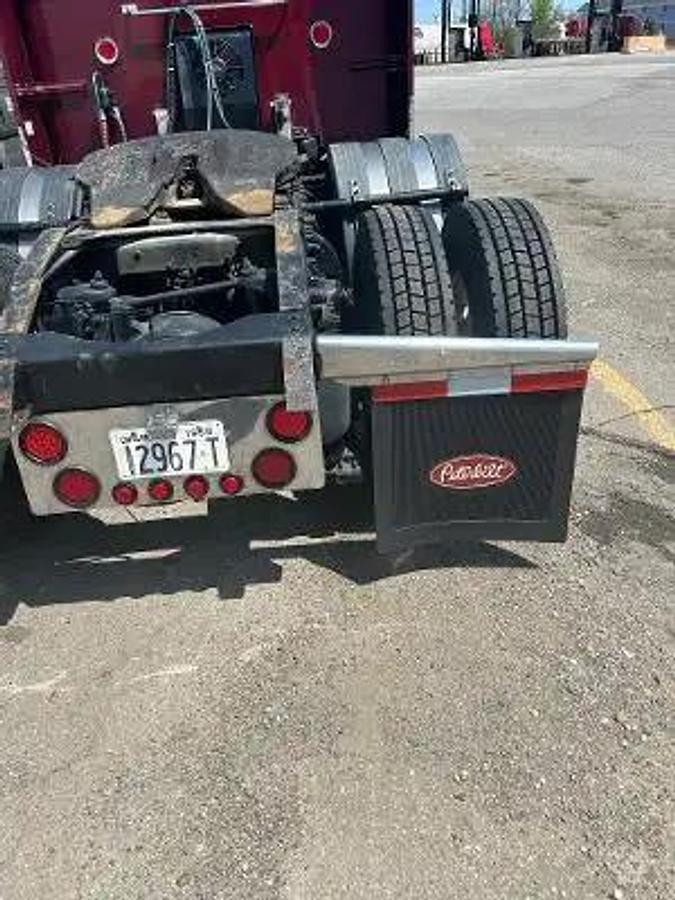 Used 2004 Peterbilt 379