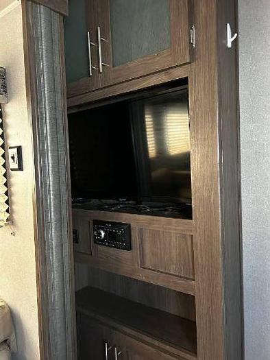 Used 2017 Keystone HIDEOUT TRAVEL TRAILER