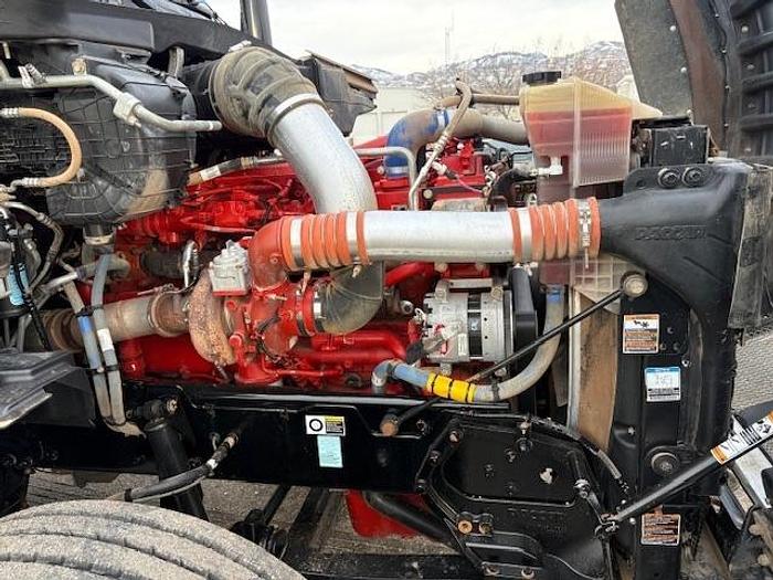 Used 2021 Kenworth T880 Sleeper Semi Truck