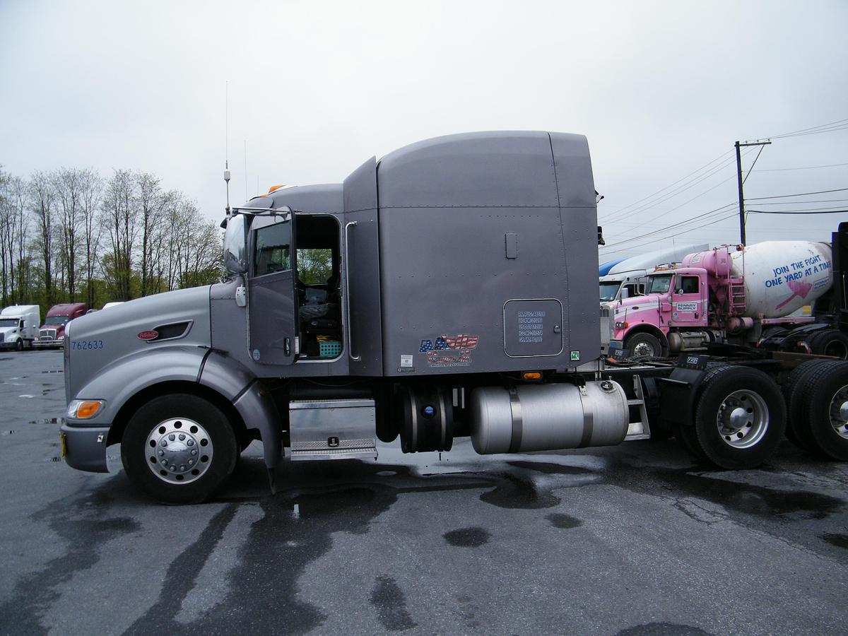 Used 2014 Peterbilt 385