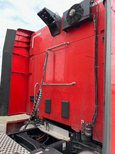 Used 2018 Peterbilt 579