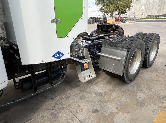 Used 2022 KENWORTH T880