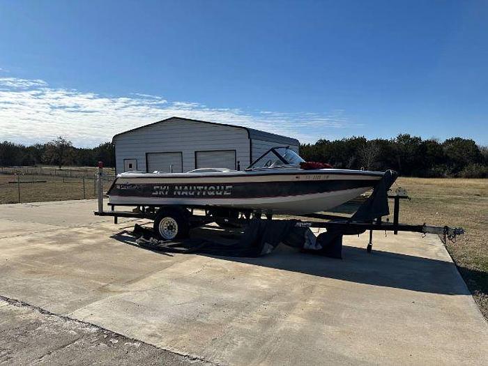 Used 1992 Correct Craft Ski Nautique