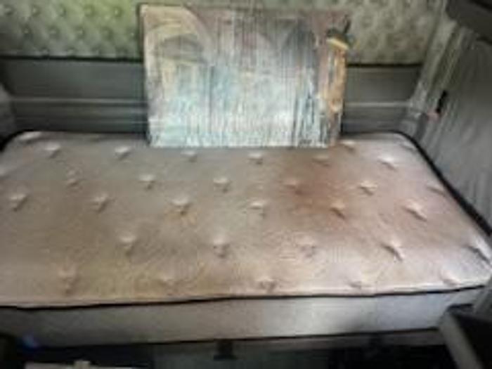 Used 2013 KENWORTH T660