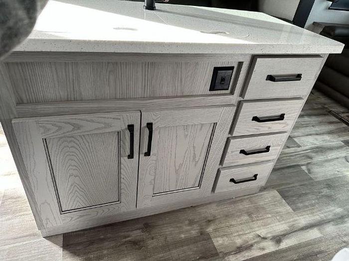 Used 2023 Keystone Montana High Country 295RL