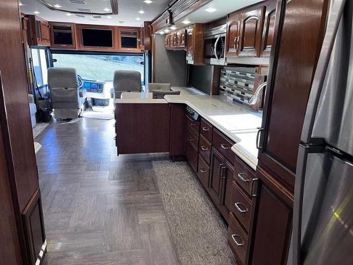 Used 2018 Holiday Rambler Navigator 38F