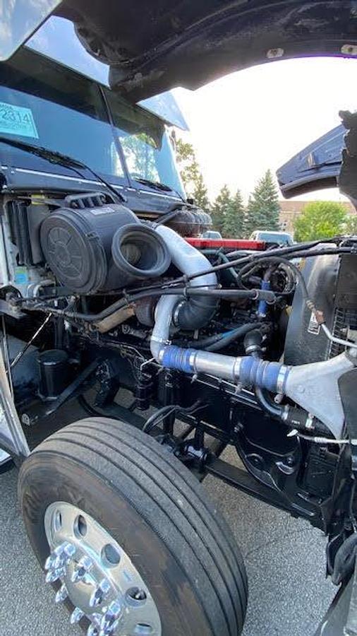 Used 2011 Freightliner Coronado 132