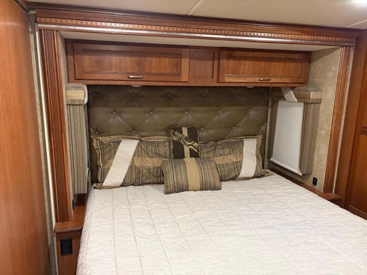 Used 2016 Winnebago Forza 36G Class A Motorhome