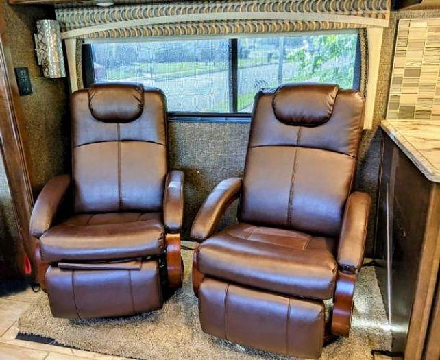 Used 2018 Thor Aria 3901