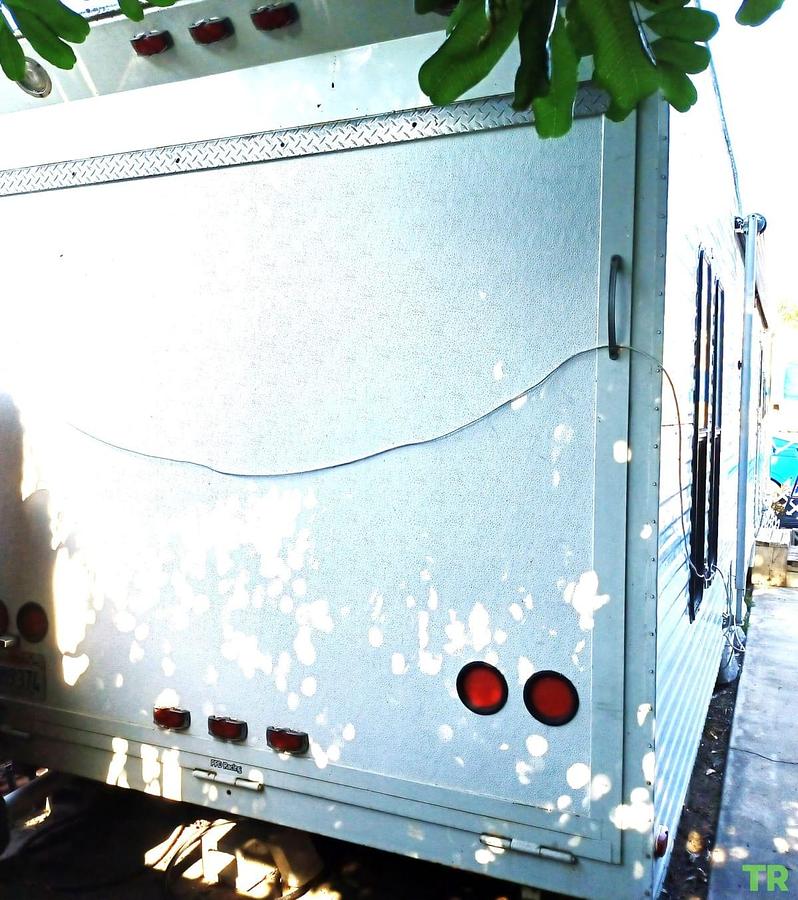 Used 1990 Sport Trailer Toy House