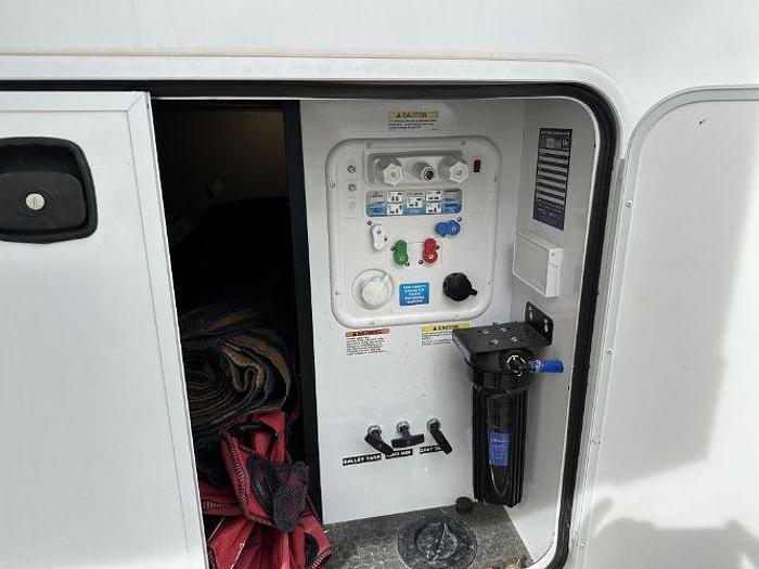 Used 2022 Palomino Columbus C Series 299RLC