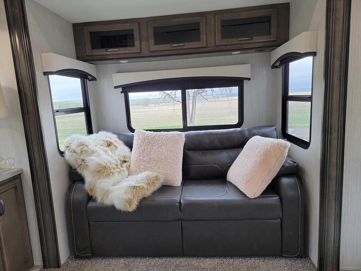 Used 2021 Forest River Sierra Destination 420FL Park Model