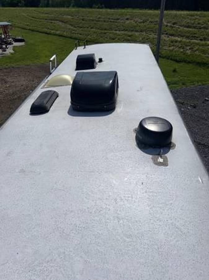 Used 2019 Coachmen Freedom Express