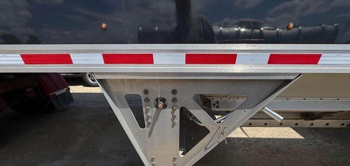 Used 2022 EBY 50 ft x 102 in Trailer