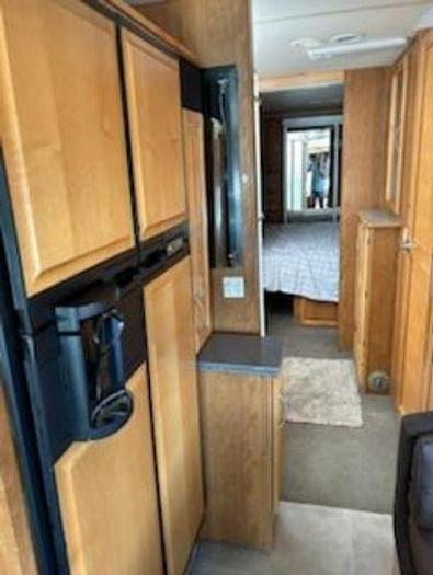 Used 2006 Fleetwood DISCOVERY