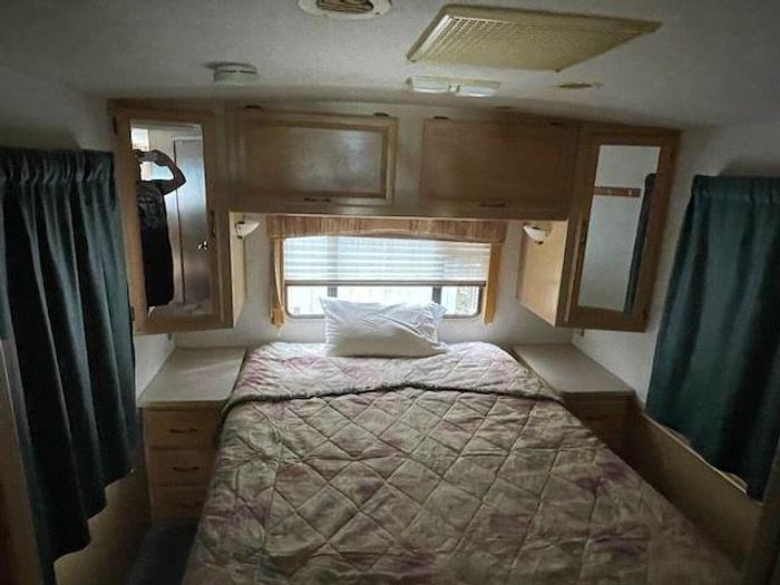 Used 1999 Itasca Suncruiser 35C