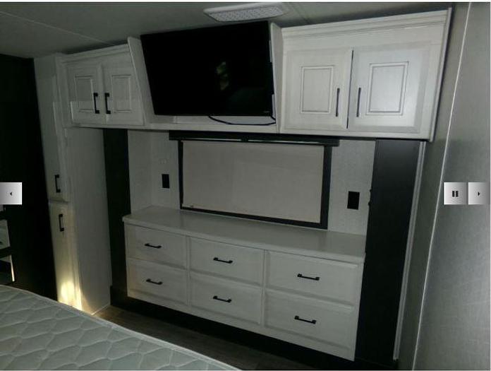 Used 2022 DRV Mobile Suites 36RSSB3