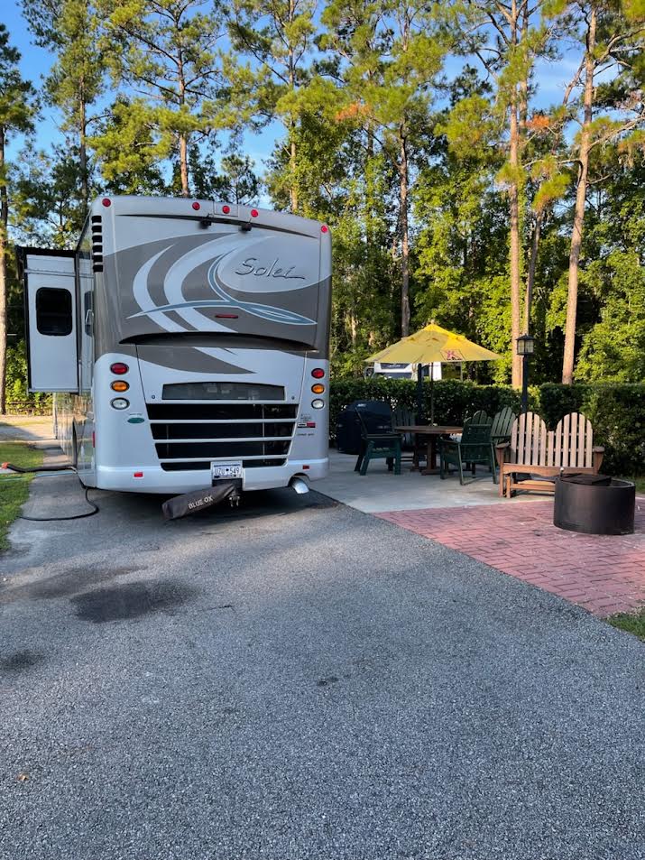 Used 2014 Itasca Solei 38R | Bath & Half | Cummins Diesel | Bunk Beds | Washer & Dryer | Full-Time Ready