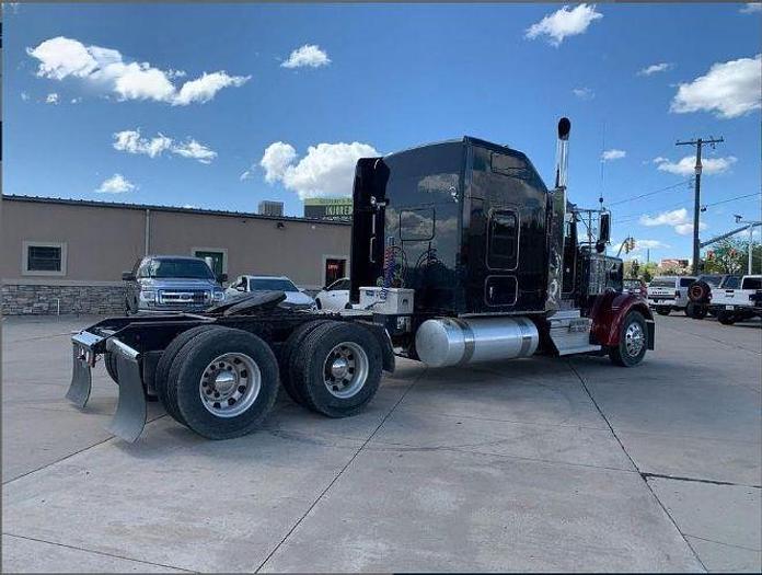 Used 2019 KENWORTH W900L