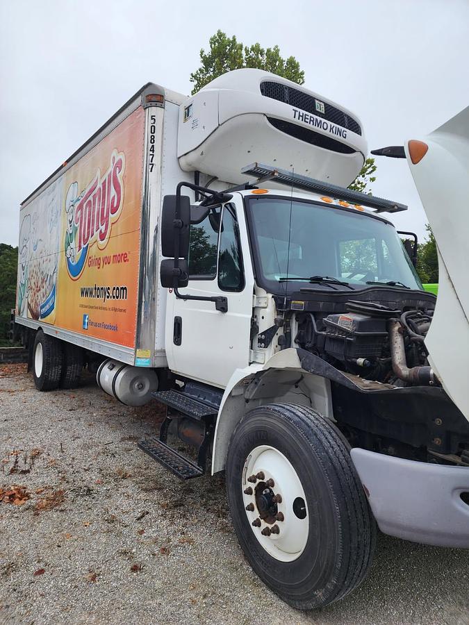 Used 2015 INTERNATIONAL DURASTAR 4300 Reefer Box Truck