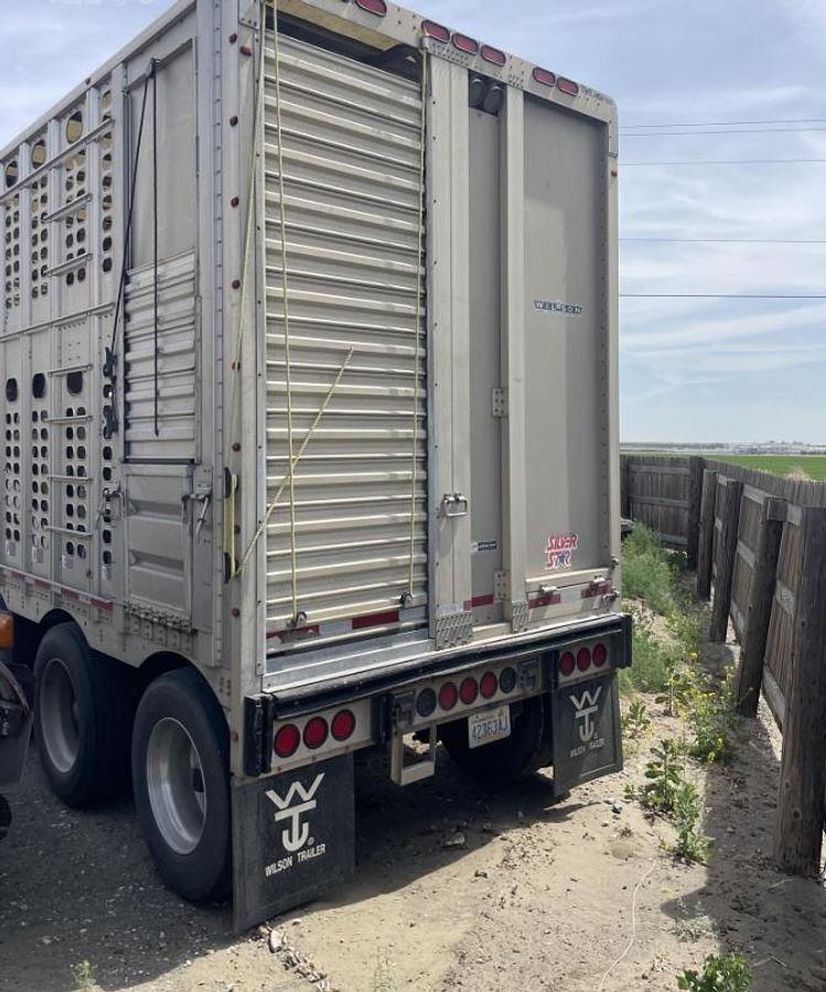Used 2019 Wilson PSDCL-402 Livestock Trailer