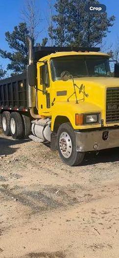 Used 2005 Mack CHN613