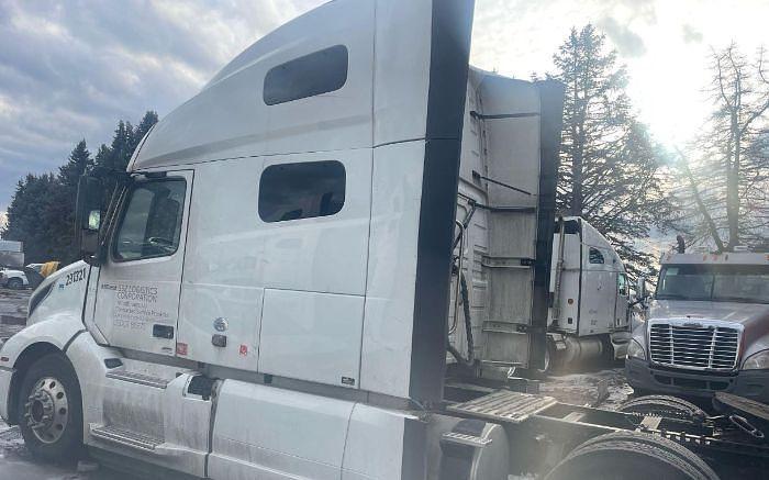 Used 2021 Volvo VNL64T760