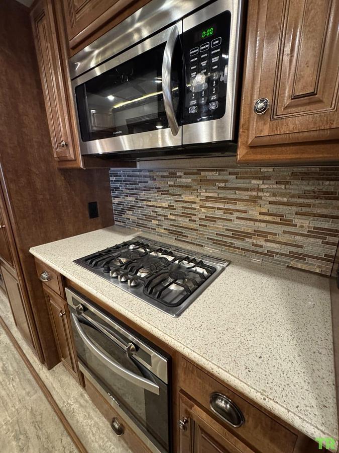 Used 2017 CrossRoads Redwood 382RL