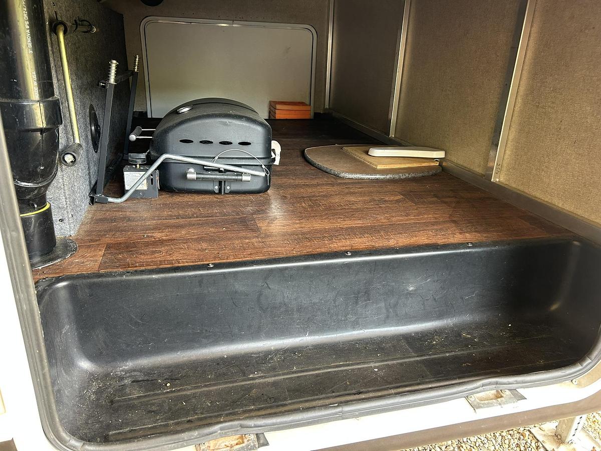 Used 2013 Forest River Rockwood Signature Ultra Lite 8244WS Fifth Wheel