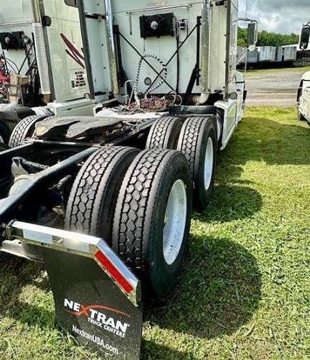 Used 2016 Mack Pinnacle CXU613