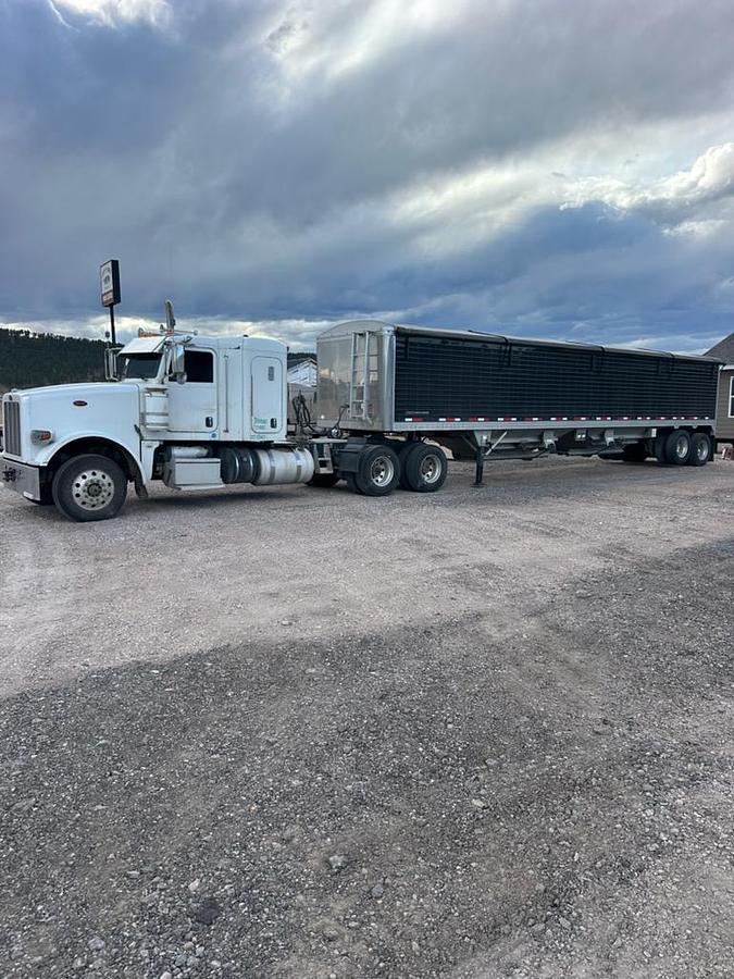 Used 2016 Peterbilt 367