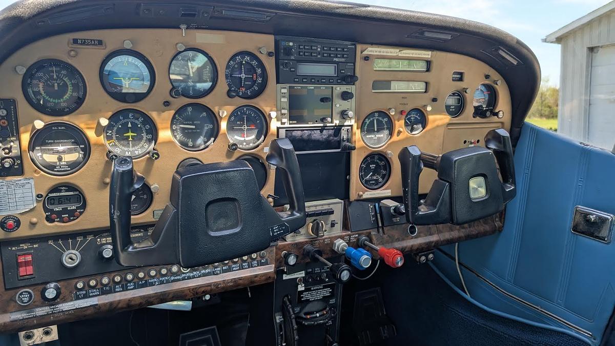 Used 1976 Cessna 182Q