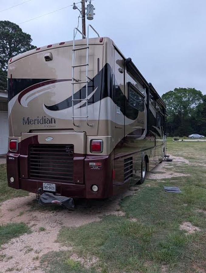 Used 2010 Itasca Meridian V Class 34Y