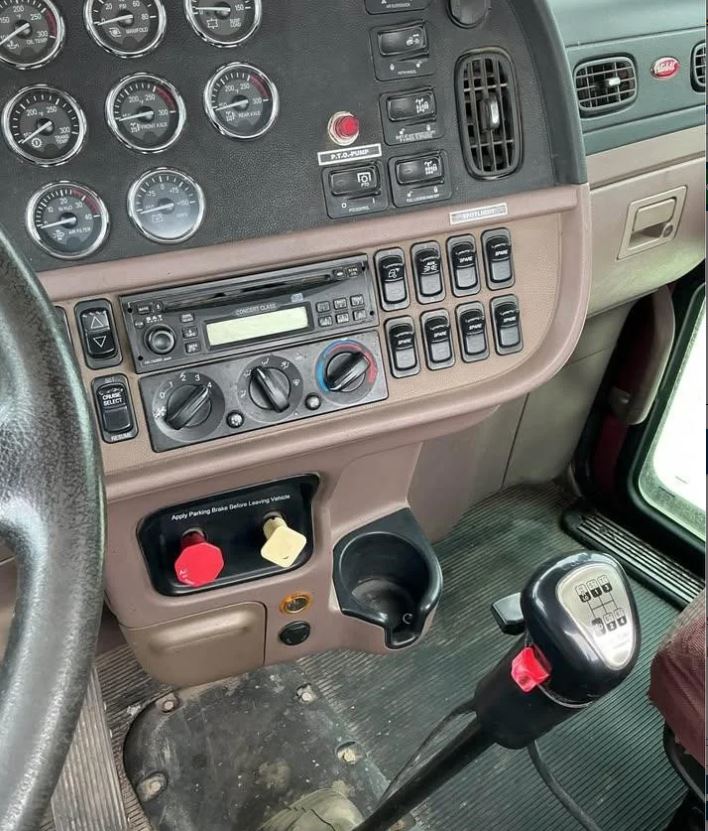 Used 2010 Peterbilt 367