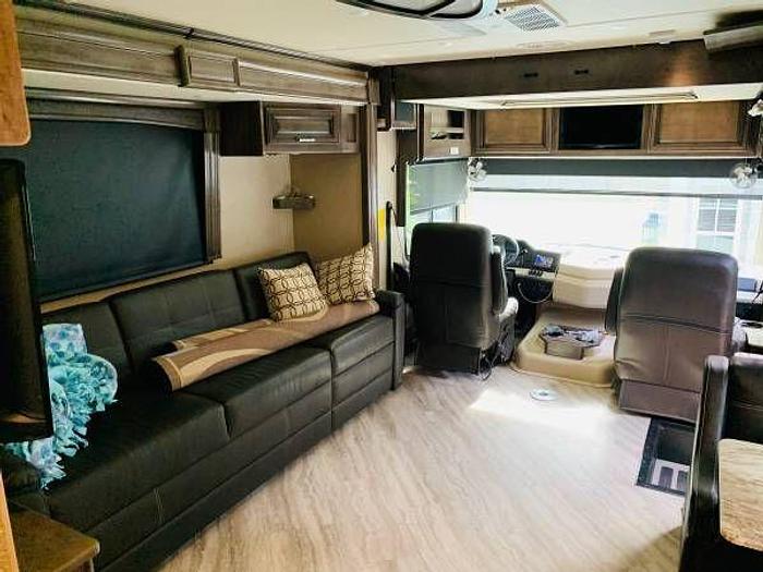 Used 2019 Fleetwood Southwind 36P