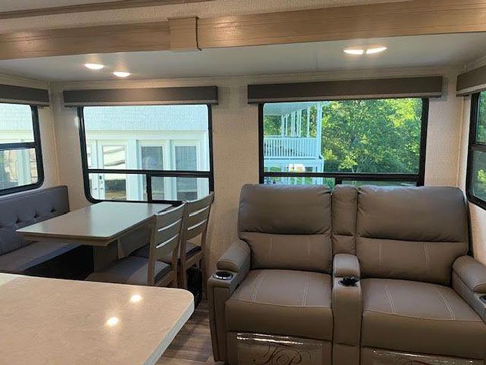 Used 2023 Grand Design Reflection