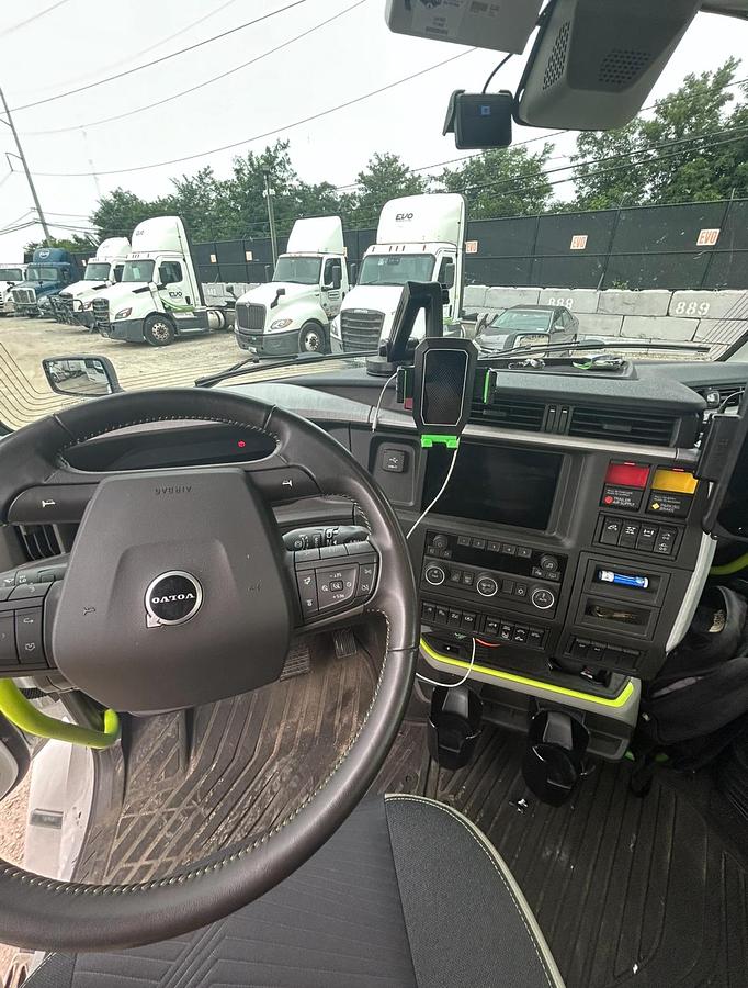 Used 2025 Volvo 300 Day Cab Semi Truck