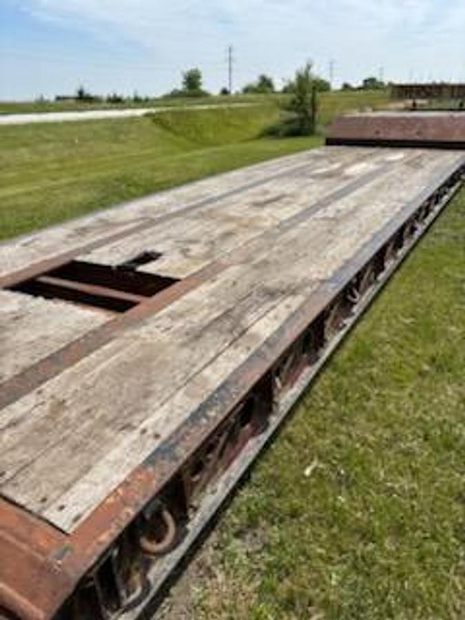 Used 2012 Fontaine Renegade Step Deck Trailer