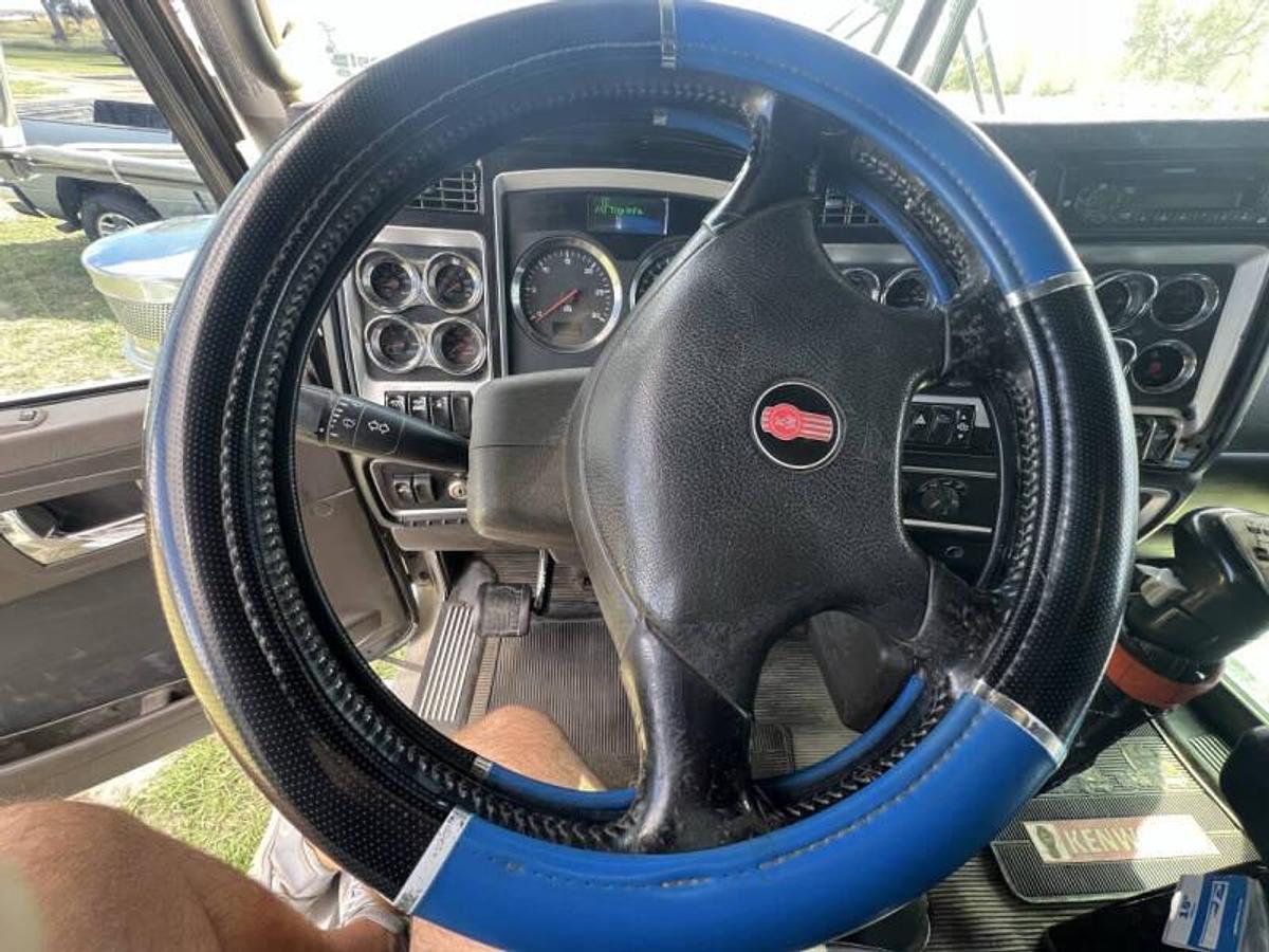 Used 2014 Kenworth W900L