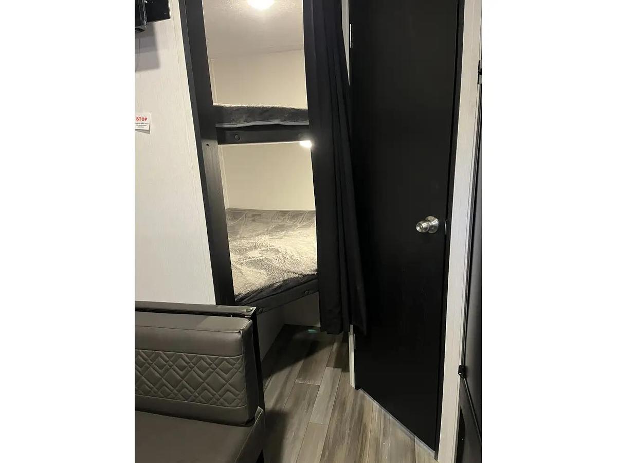 Used 2023 Coachmen Freedom Express Select 22se