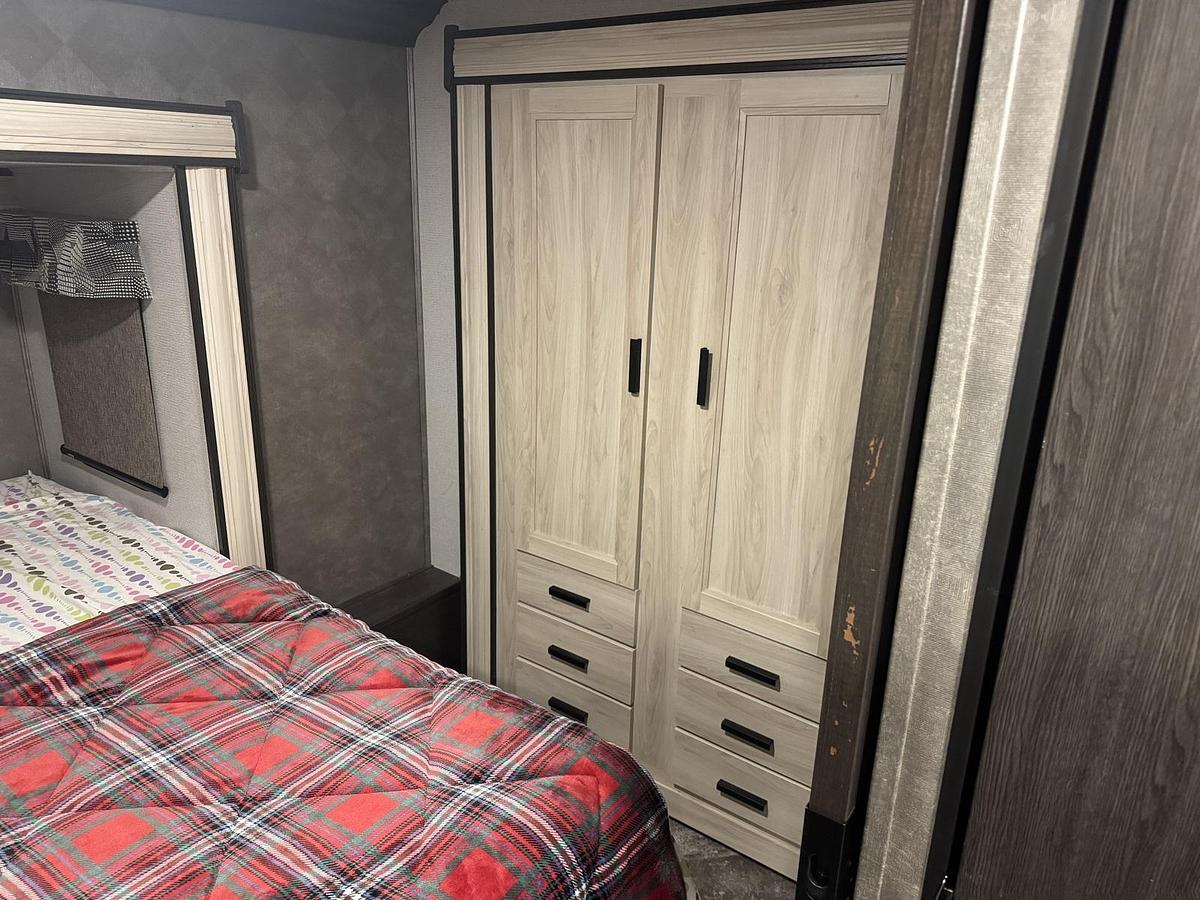 Used 2021 Forest River Sunseeker 2500 TSF