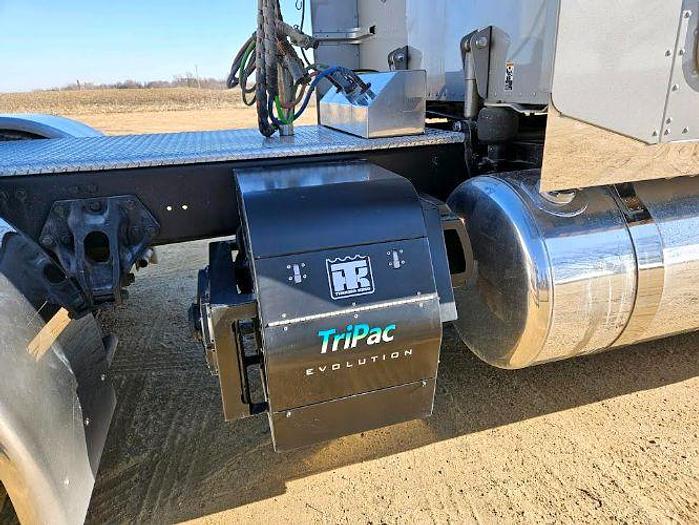 Used 2020 Peterbilt 389