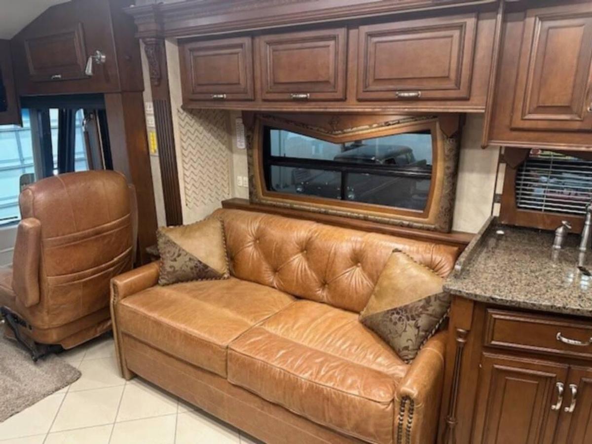 Used 2010 Entegra Cornerstone 45RB