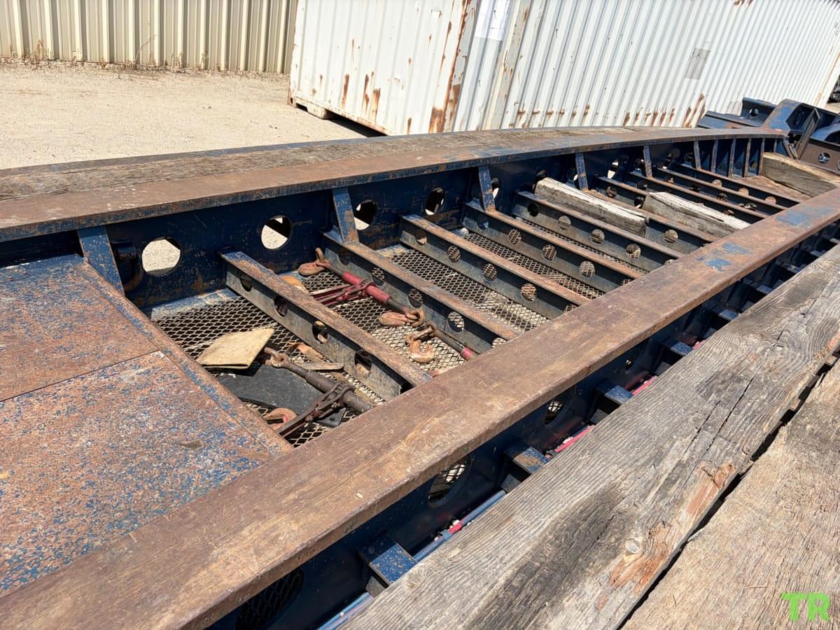 Used 2008 Cozad 28 Ft x 10 In Equipment Trailer